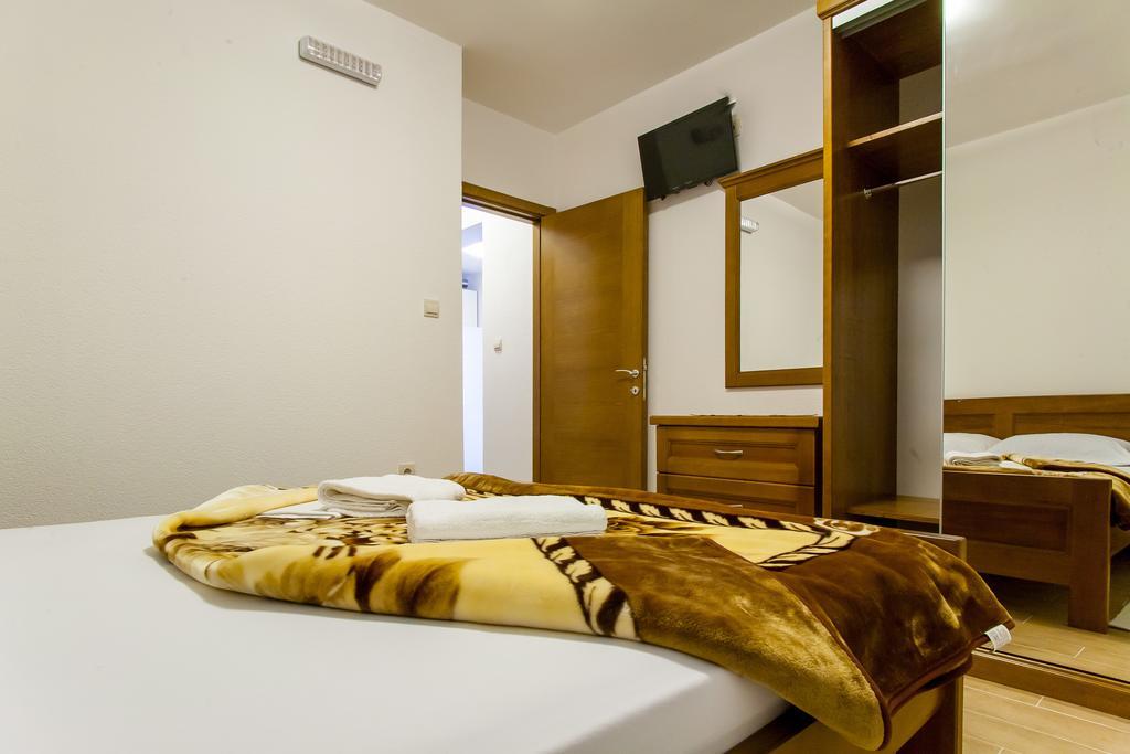 Apartments Ljubica Herceg Novi Rom bilde