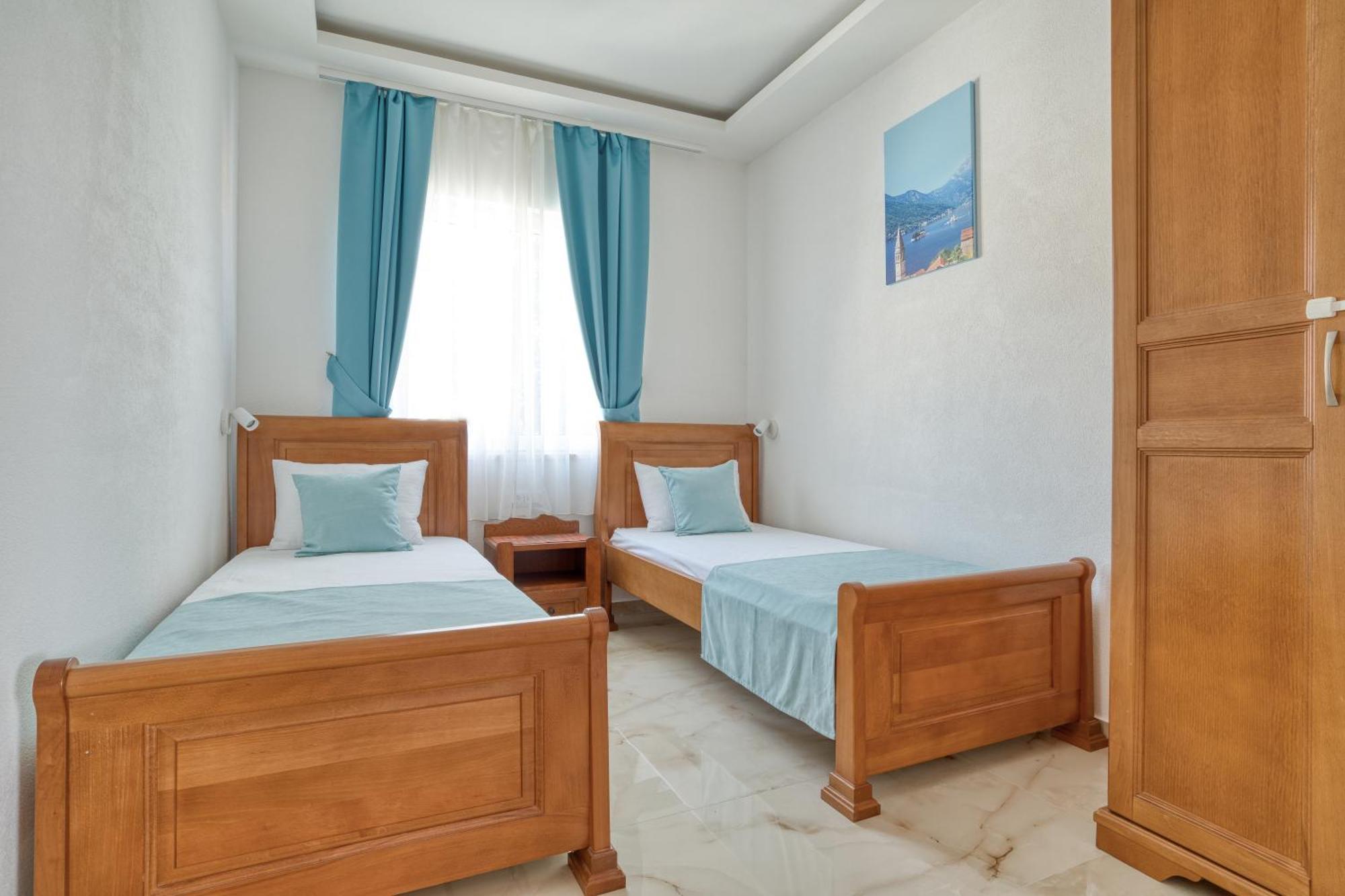 Apartments Ljubica Herceg Novi Eksteriør bilde