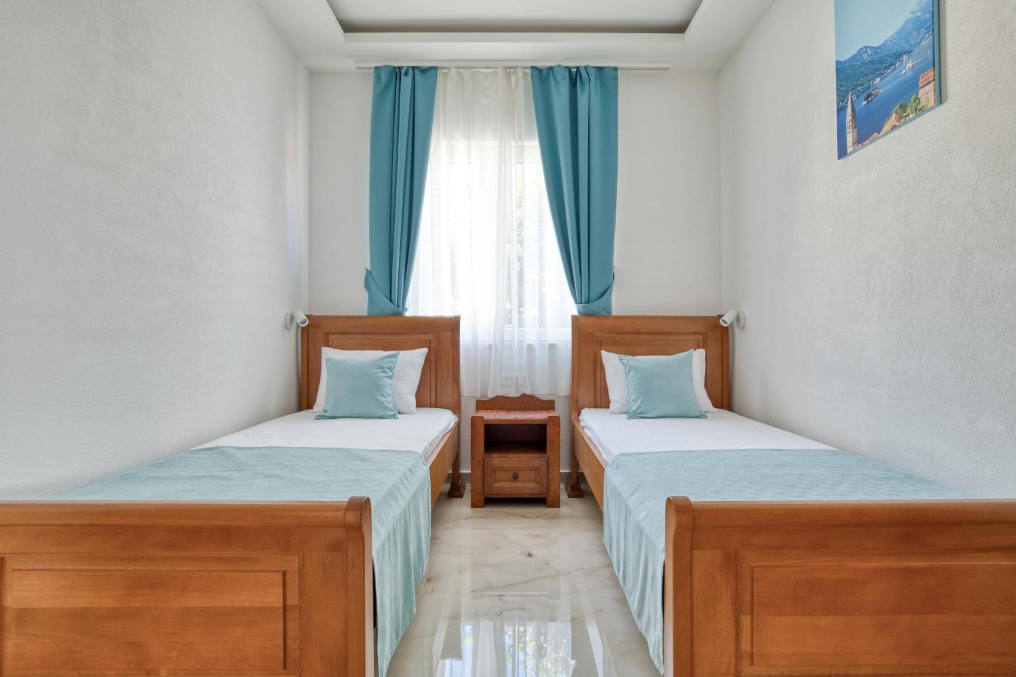 Apartments Ljubica Herceg Novi Eksteriør bilde